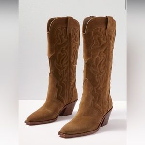Dolce Vita “Sidney” boot, size 8.5, Tobacco, new without box!